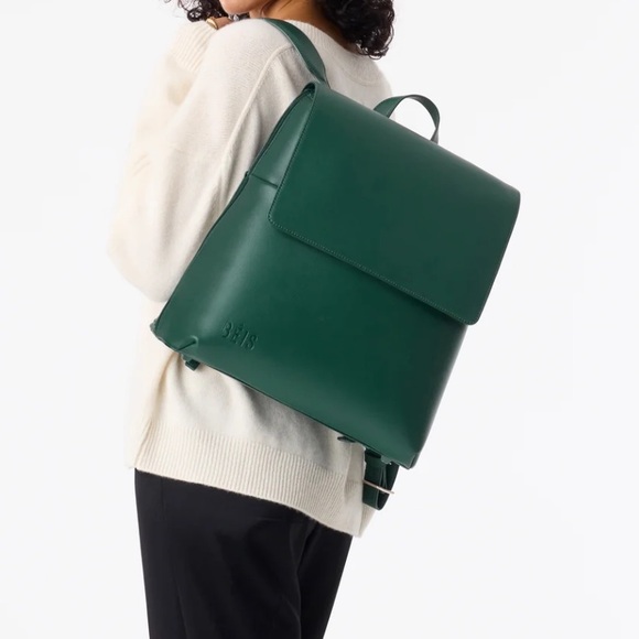 Beis The Wicked Backpack in Wicked Green - Picture 5 of 9